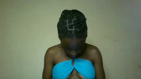 cutty_teshy online show from January 31, 2025, 9:37 am