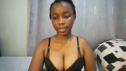 cutypookie online show from September 29, 2025, 3:17 pm