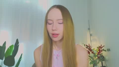 Snapshot of cuute_angell chatting on July 12, 2026, 5:04 pm Virginia See you on Sunday online show from July 12, 2026, 5:04 pm