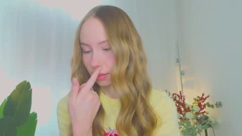 Snapshot of cuute_angell chatting on July 19, 2026, 5:05 pm Virginia See you on Sunday online show from July 19, 2026, 5:05 pm