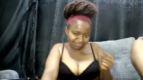 Snapshot of cuvy_babe chatting on July 2, 2026, 8:48 pm cuvy_babe online show from July 2, 2026, 8:48 pm