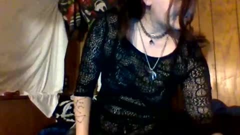 cw16125 online show from April 27, 2026, 4:10 am