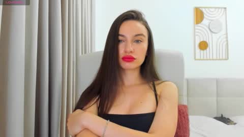 Eva online show from October 17, 2025, 5:26 pm