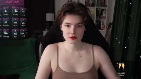 Helen Blossom online show from November 19, 2025, 1:55 pm