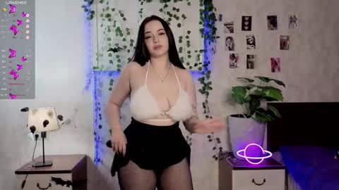 cycloidnest online show from November 17, 2025, 6:24 pm