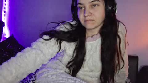 Cyndee Winter online show from December 18, 2024, 10:46 pm