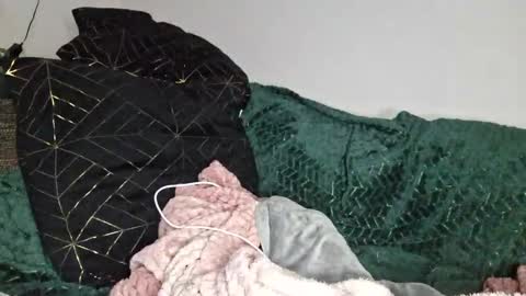 Cyndee Winter online show from March 2, 2025, 5:04 pm