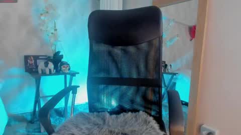 cyntia_adams online show from February 16, 2025, 6:54 pm