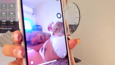 cyntia_adams online show from October 9, 2025, 8:07 pm