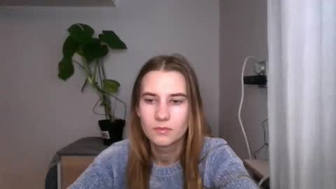 CyntiaNatural online show from December 19, 2024, 8:45 am