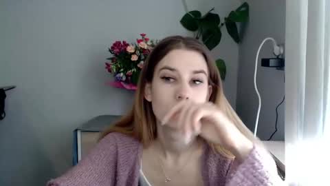 CyntiaNatural online show from February 20, 2025, 8:17 am