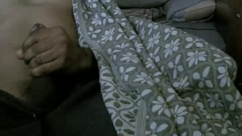 Snapshot of cyrus225 chatting on December 1, 2025, 6:13 pm cyrus225 online show from December 1, 2025, 6:13 pm