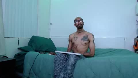 Snapshot of cyrusveal3 chatting on May 11, 2026, 9:04 am SkinnyTattedGuy online show from May 11, 2026, 9:04 am