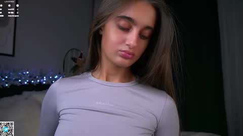 Isabella online show from January 18, 2026, 1:31 am