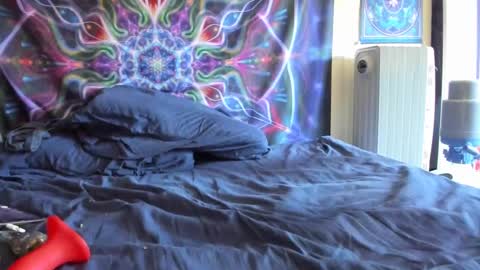 Andrew Thomas online show from October 7, 2025, 9:12 pm