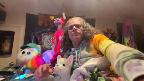 Andrew Thomas online show from October 27, 2025, 6:06 am