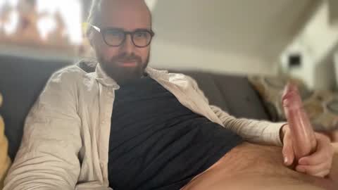 Snapshot of d0n_gi0vanni chatting on December 14, 2024, 10:45 am d0n_gi0vanni online show from December 14, 2024, 10:45 am