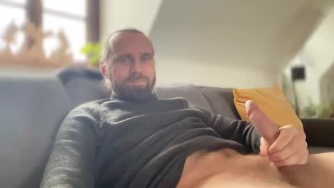 Snapshot of d0n_gi0vanni chatting on January 8, 2025, 12:58 pm d0n_gi0vanni online show from January 8, 2025, 12:58 pm