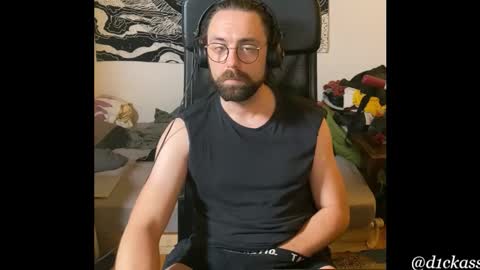 Snapshot of d1ckass chatting on November 6, 2025, 7:04 pm d1ckass online show from November 6, 2025, 7:04 pm