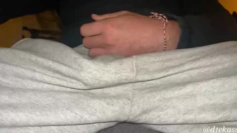 Snapshot of d1ckass chatting on March 16, 2026, 8:13 pm d1ckass online show from March 16, 2026, 8:13 pm