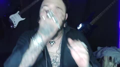 Snapshot of da_dark_room chatting on November 21, 2025, 10:47 am da_dark_room online show from November 21, 2025, 10:47 am