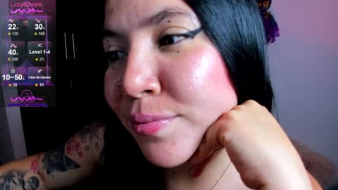 Ailyn  online show from January 5, 2025, 8:32 am