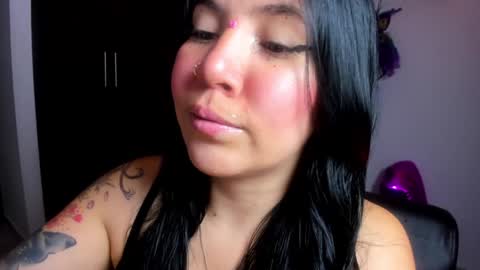 Ailyn  online show from January 29, 2025, 11:04 pm