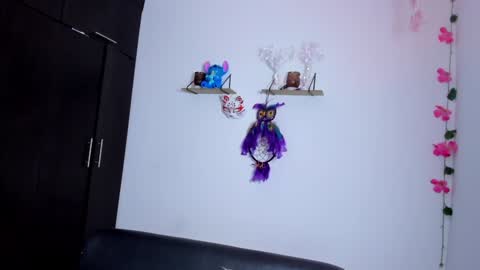 Ailyn  online show from February 6, 2025, 2:22 am