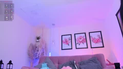 Snapshot of daaniela_moon chatting on July 11, 2026, 12:08 pm Daniela online show from July 11, 2026, 12:08 pm