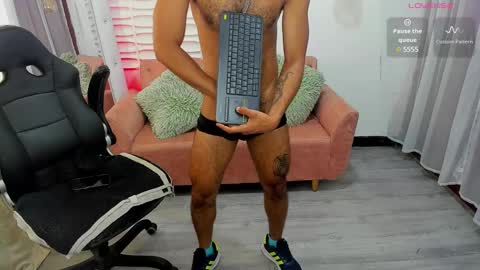 Mauricio online show from February 15, 2025, 3:39 pm