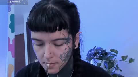 Darlene online show from March 11, 2025, 10:29 am