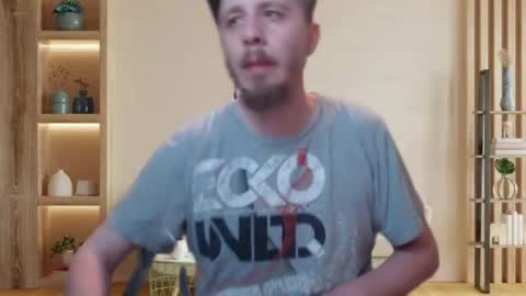dabbydaddy25 online show from May 5, 2026, 11:02 pm