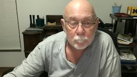 dack47 online show from December 2, 2024, 2:42 am