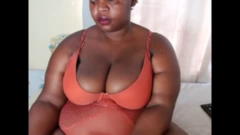 Snapshot of dackchoc21 chatting on November 18, 2025, 9:25 am dackchoc21 online show from November 18, 2025, 9:25 am