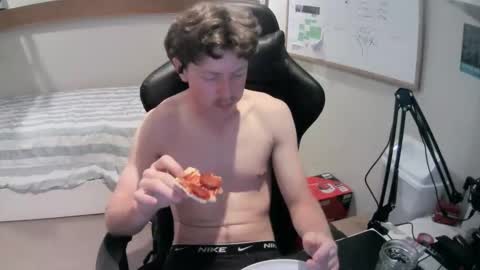 daddy__desires online show from April 15, 2026, 8:43 am