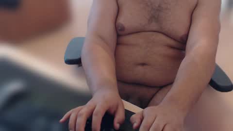 Snapshot of daddy_b34r chatting on May 23, 2026, 1:04 pm Daddy Bear Papa Ours online show from May 23, 2026, 1:04 pm