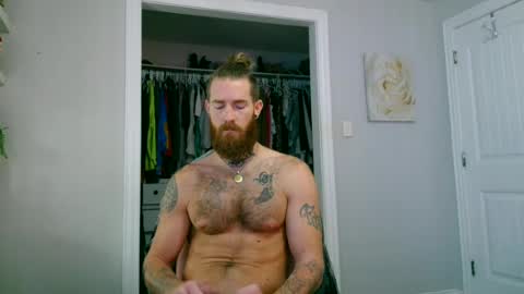 Snapshot of daddyafterdark1 chatting on June 12, 2026, 1:10 pm daddyafterdark1 online show from June 12, 2026, 1:10 pm