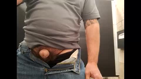 Snapshot of daddycock2462 chatting on March 1, 2026, 8:55 pm daddycock2462 online show from March 1, 2026, 8:55 pm
