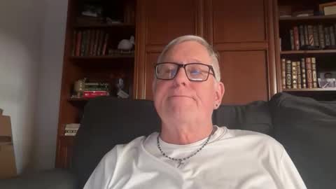 Snapshot of daddycok4 chatting on May 17, 2026, 10:55 am DaddyCok4 online show from May 17, 2026, 10:55 am