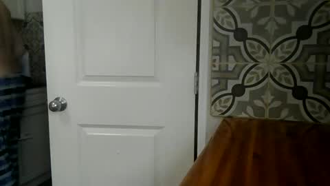 daddydik862517 online show from December 4, 2025, 6:27 pm