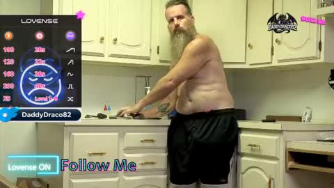 Snapshot of daddydraco82 chatting on July 28, 2026, 6:07 pm Daddy Draco online show from July 28, 2026, 6:07 pm
