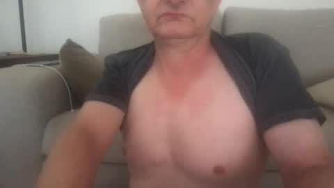 daddymike92883_1 online show from January 25, 2025, 8:10 pm