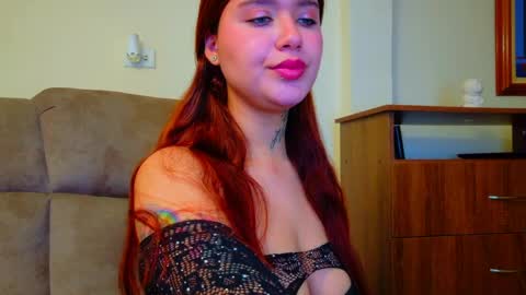 Snapshot of daddys_little_secrett chatting on April 25, 2026, 6:49 pm Valen online show from April 25, 2026, 6:49 pm