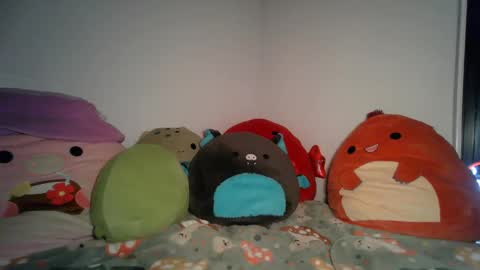 Saoirse online show from December 12, 2024, 3:54 am