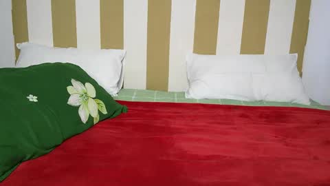 daddyslittleebony online show from February 13, 2025, 11:50 am