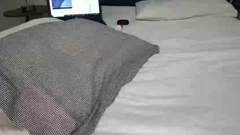 daddyslittleebony online show from December 3, 2025, 9:29 am