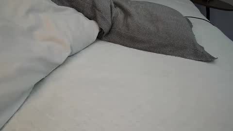 daddyslittleebony online show from April 6, 2026, 8:48 am