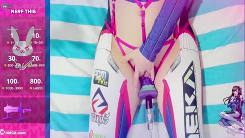 Im Andrea Nice to see you here  I love patterns soo much online show from March 19, 2026, 1:09 am