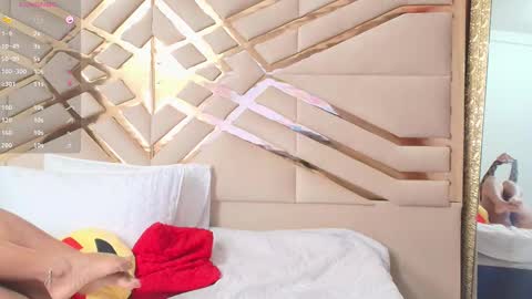 Anny  online show from February 26, 2025, 4:45 pm