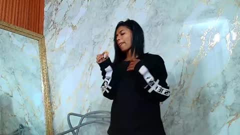 Anny  online show from March 4, 2025, 11:11 pm